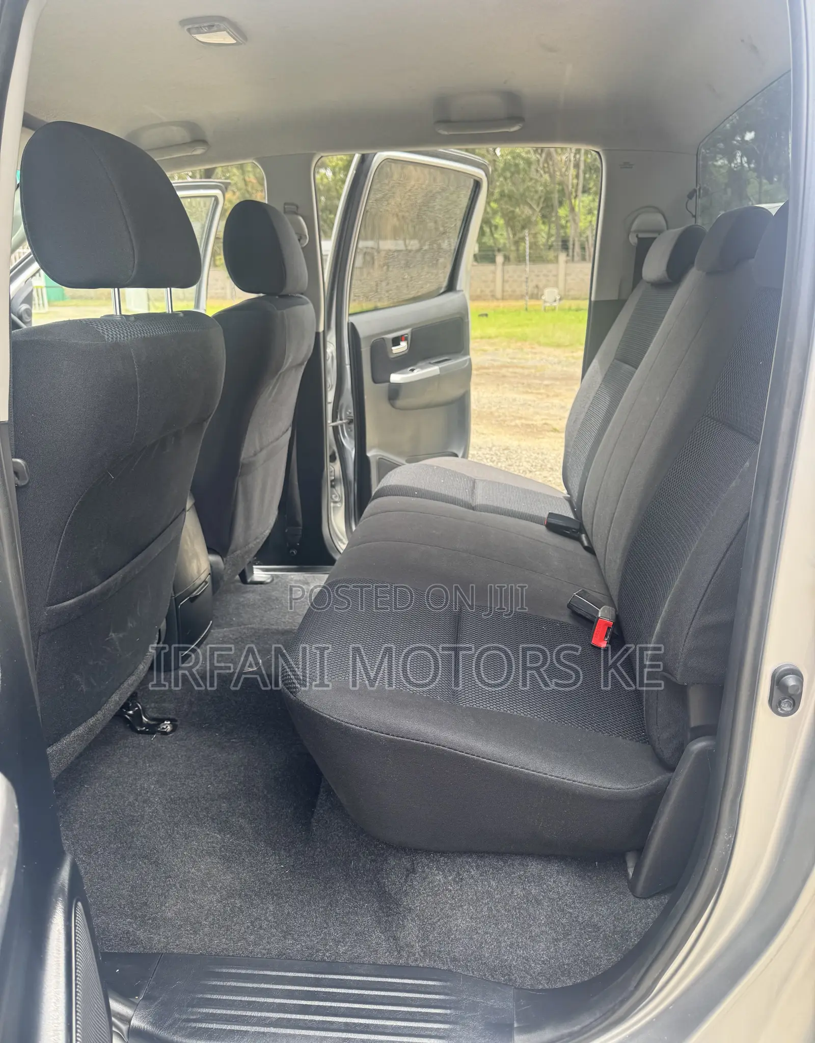 Toyota Hilux 2016 Silver