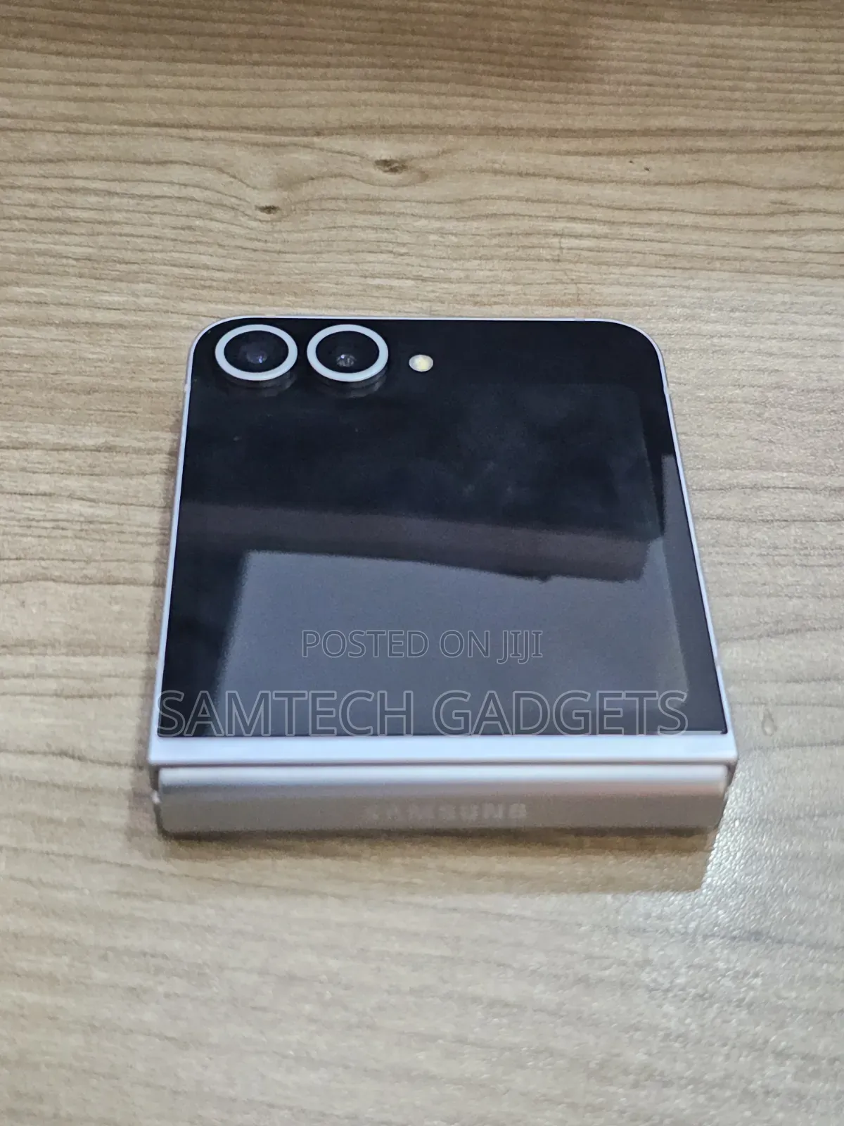 Samsung Galaxy Z Flip6 256 GB Gray