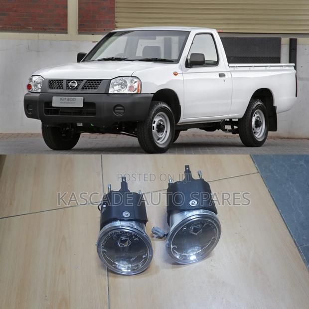 Nissan Hardbody Np 300 Foglight