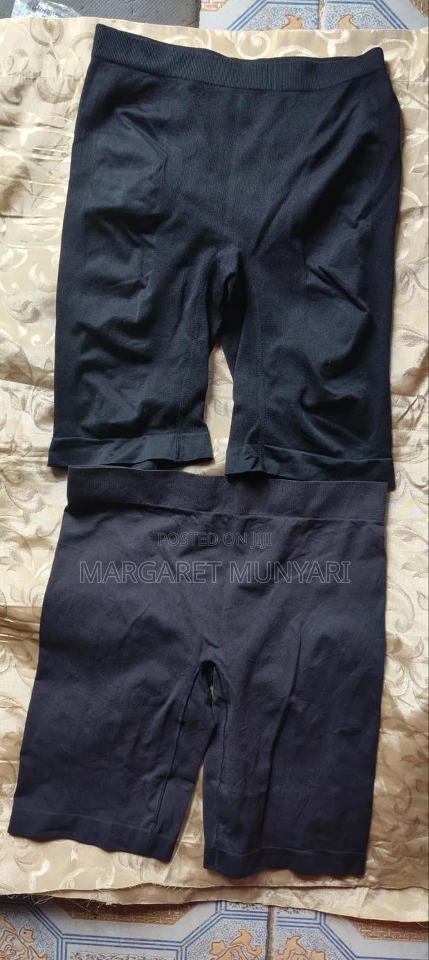 Beige and Black Bikers - thumbnail 2