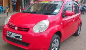 Toyota Passo 2013 Red