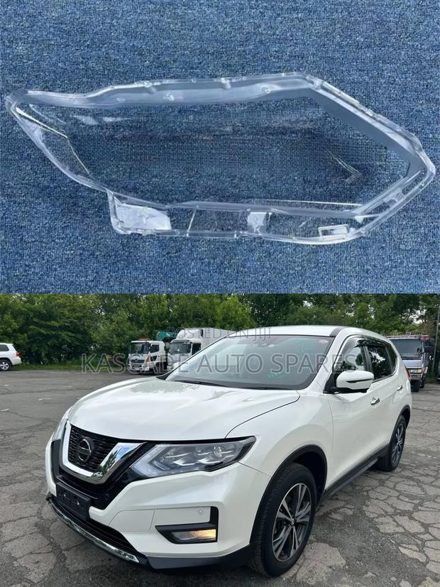 Nissan Xtrail T32 2017-2020 Headlight Lens