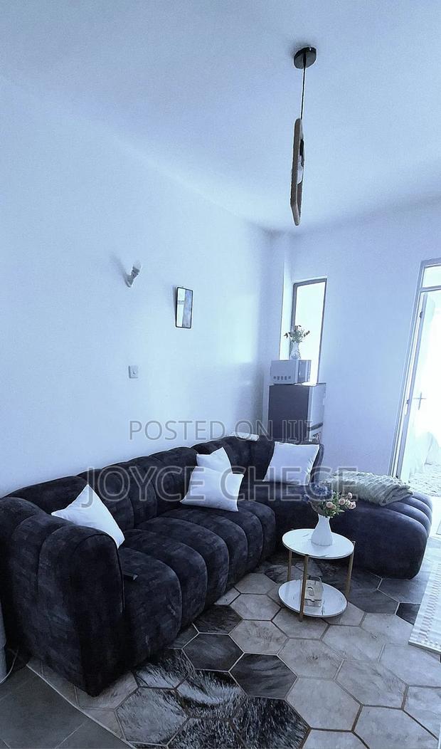 Cozy 1br BNB Kiambu Road| Fast Wifi +Netflix +Parking+Washing Machine