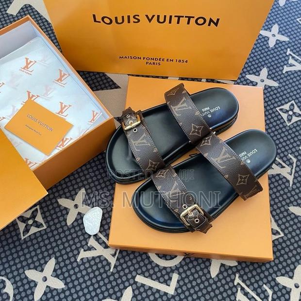 New Lv Sandals ( Unboxed ) Size 37-42 - thumbnail 2