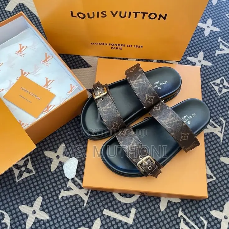 New Lv Sandals ( Unboxed ) Size 37-42