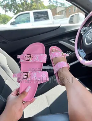 New Lv Sandals ( Unboxed ) Size 37-42