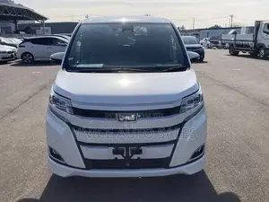 Toyota Voxy 2019 White