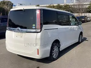 Toyota Voxy 2019 White
