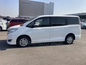 Toyota Voxy 2019 White