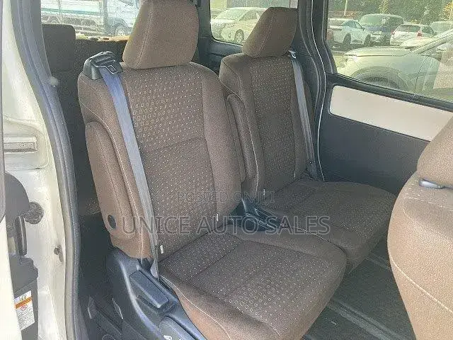 Toyota Voxy 2019 White