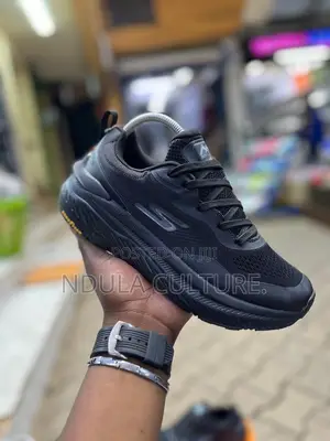 Skechers Max Cushioning Premier Trail 2.0