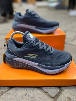 Skechers Max Cushioning Premier Trail 2.0