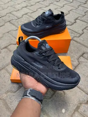 Skechers Max Cushioning Premier Trail 2.0