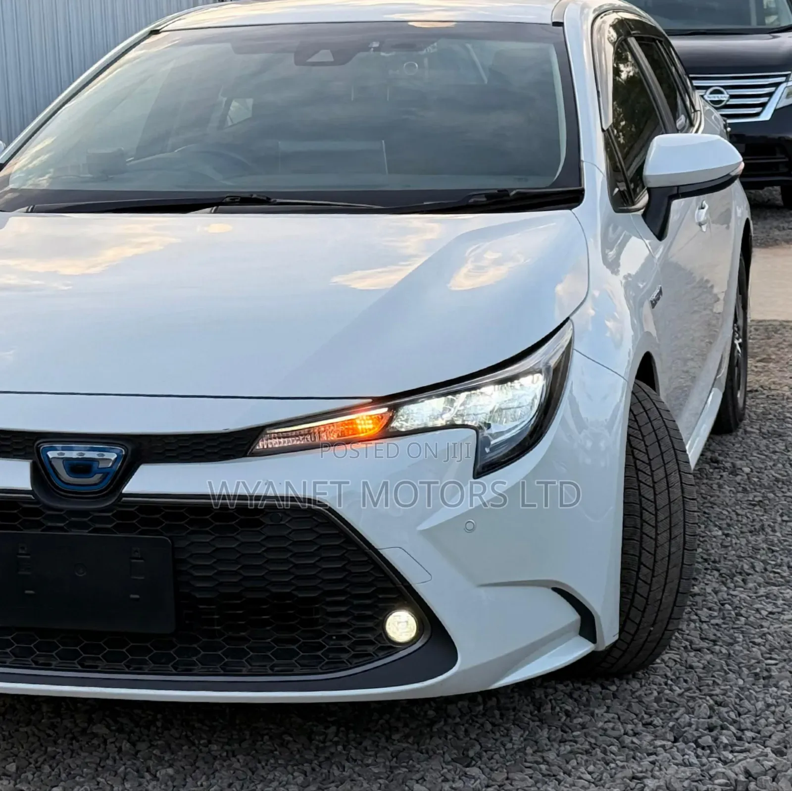 Toyota Corolla LE Eco (1.8L 4cyl 2A) 2019 White