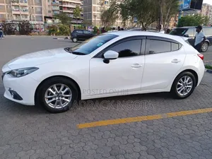 Mazda Axela 2015 White