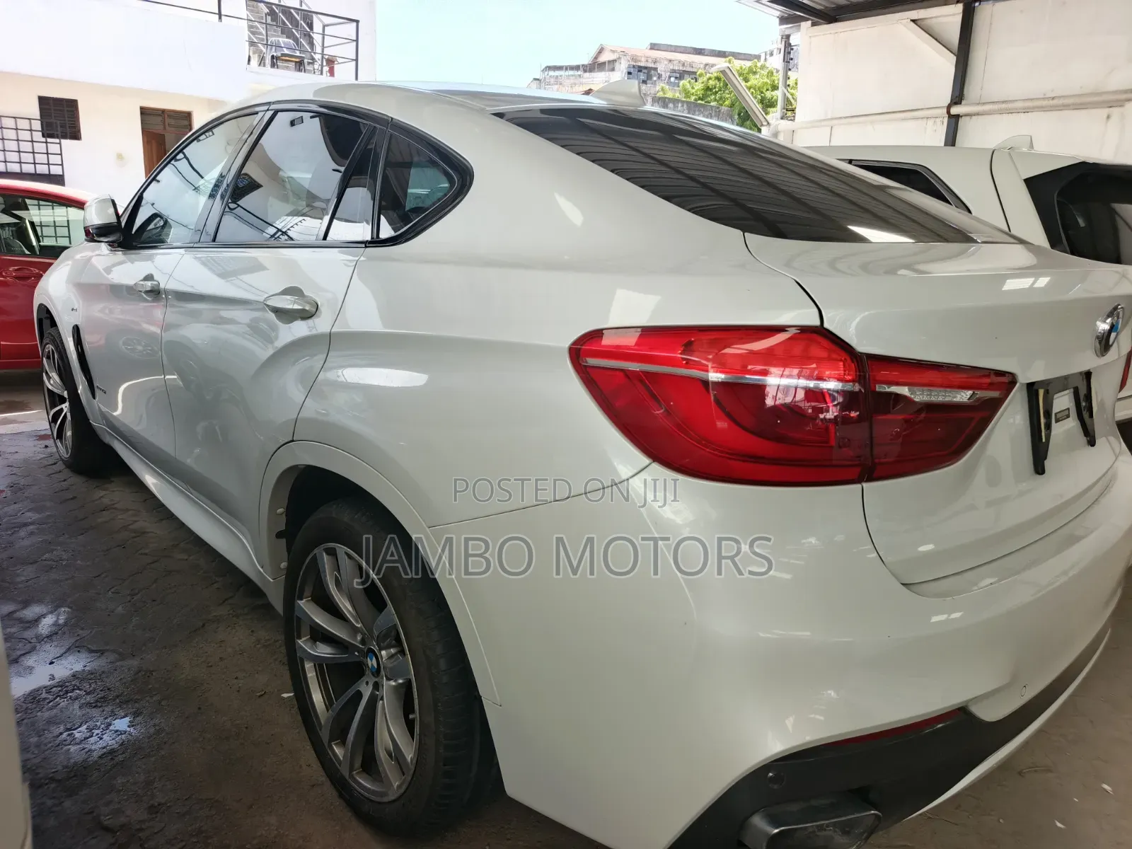 BMW X6 xDrive35i AWD 2019 White