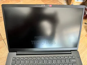 New Laptop Lenovo V14 G4 IRU 8GB Intel Core i7 SSD 512GB