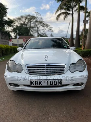 Mercedes-Benz C200 2005 White