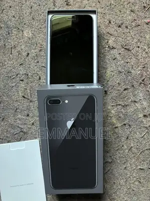 New Apple iPhone 8 Plus 64 GB Black
