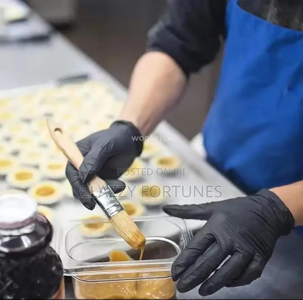 100 Pcs Food Grade Disposable Black Kitchen Gloves - thumbnail 6