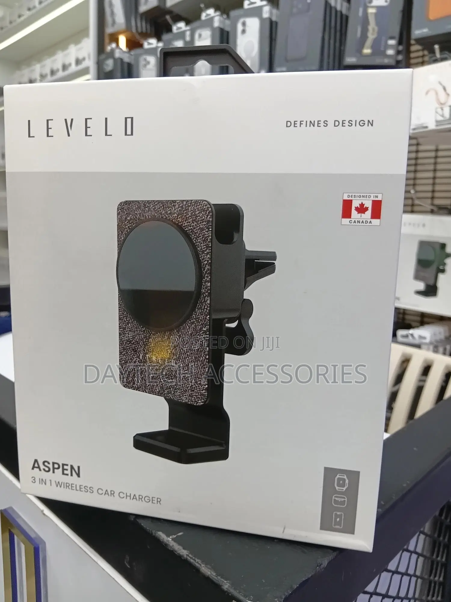 Levelo Aspen 3-in-1 Wireless Car Charger and Holder.