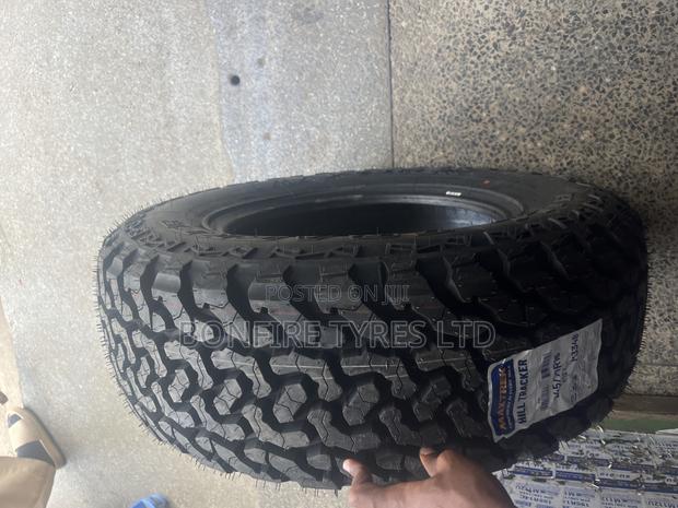 245/70r16 Maxtrek - thumbnail 2