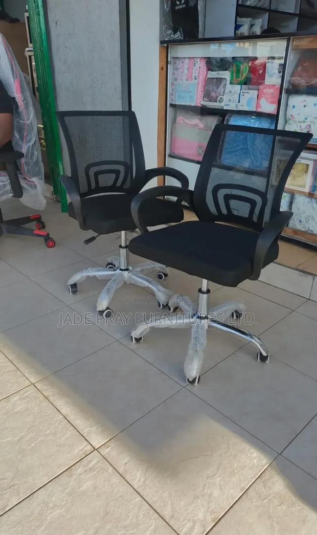 Secretial Office Chair