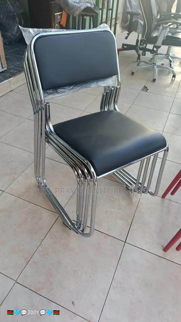 New Aimless Chair Waiting - main view