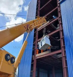 Forklift, Crane, and Heavy Equipment Transportation Services