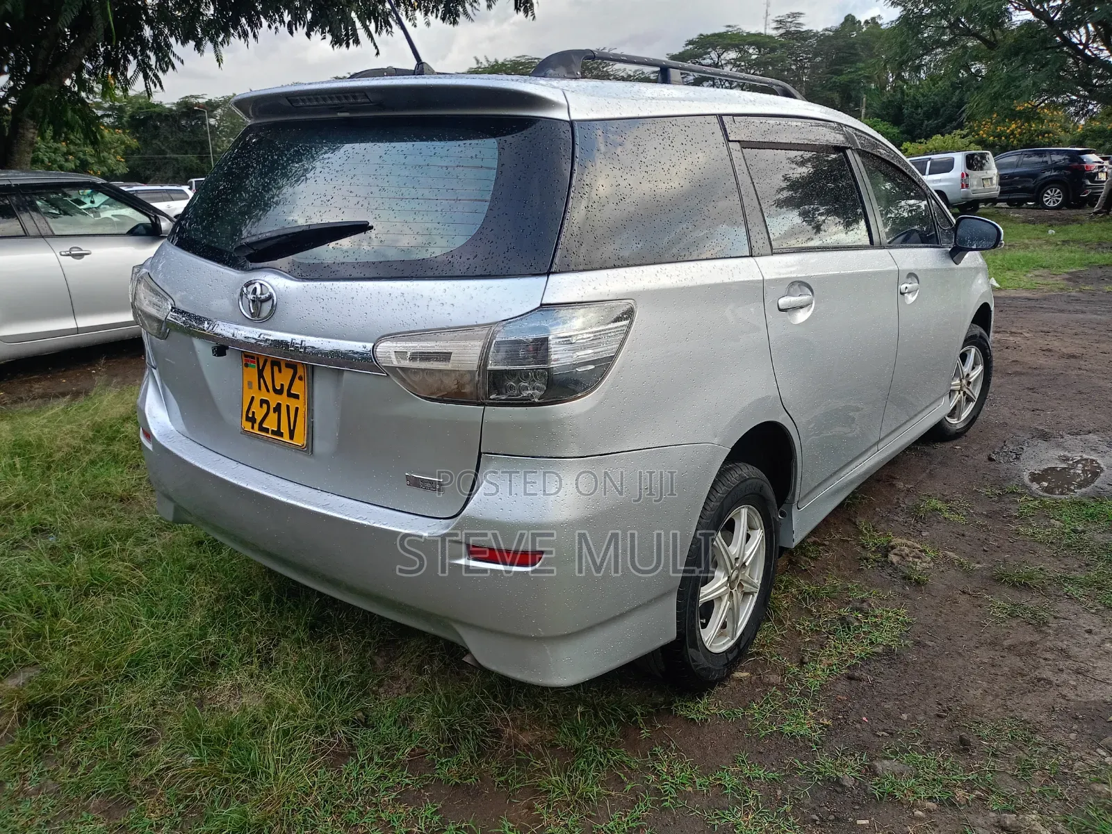 Toyota Wish 2012 Silver
