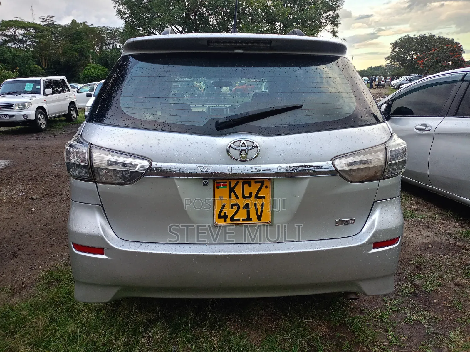 Toyota Wish 2012 Silver