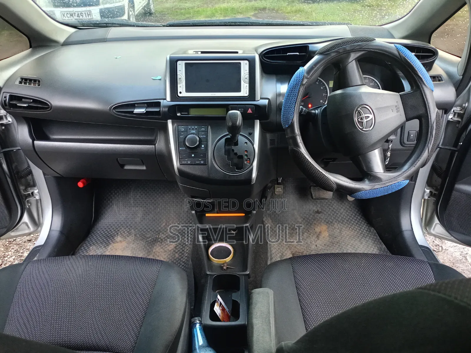 Toyota Wish 2012 Silver