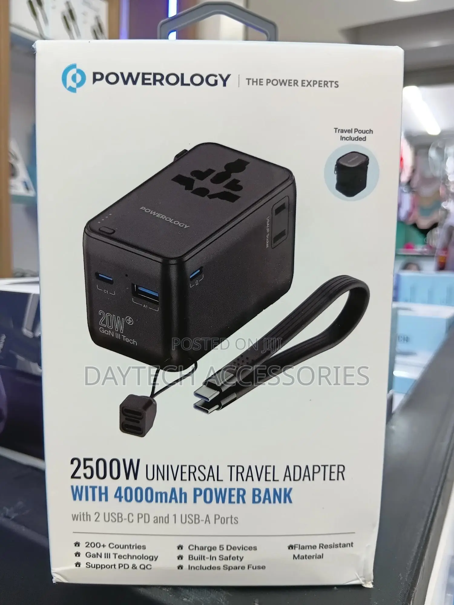 Powerology 2500w Travel Adapter With 4000mah Power Bank (Pwc054bk).