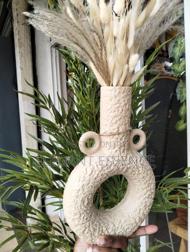 Donut Decorative Ceramic Vase With Bead Garland - thumbnail 2