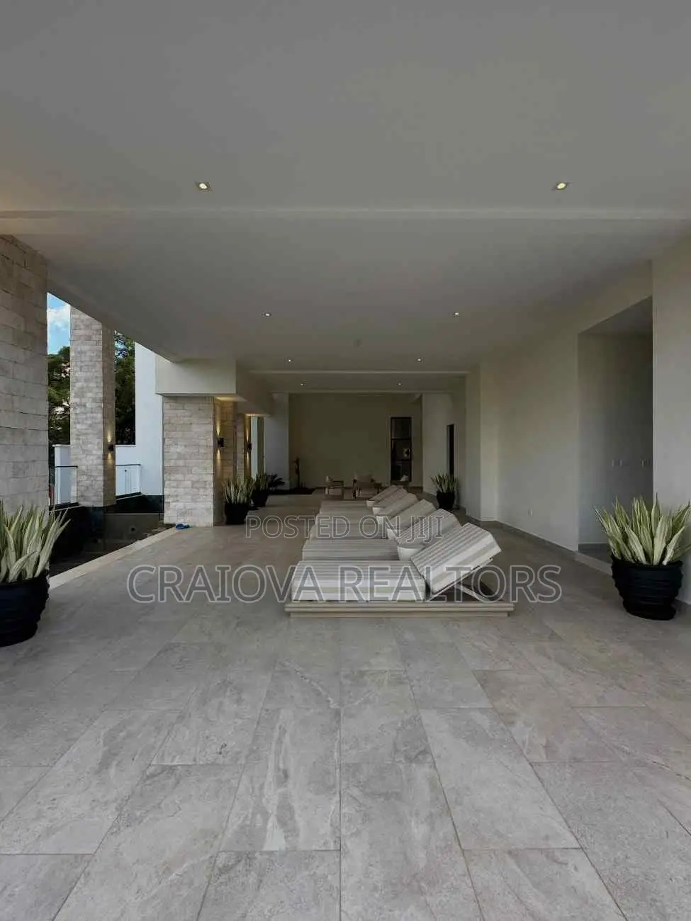 2bdrm Apartment in Riverside Drive for sale
