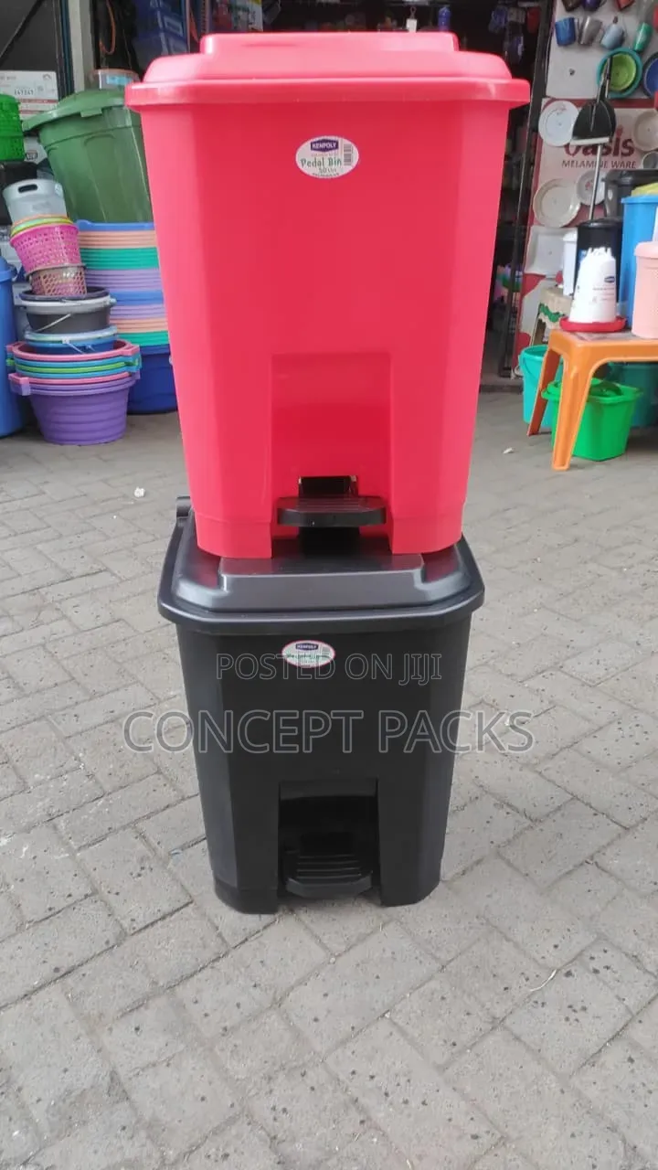 50 Litres Kenpoly Plastic Pedal Bin.