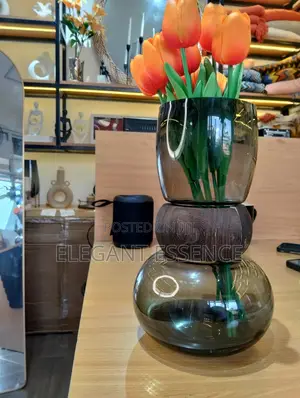Nordic Modern Creative Dark Glass Vase With a Wooden Ring Size : 28cm