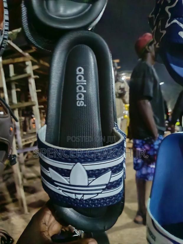 Shoes Slides