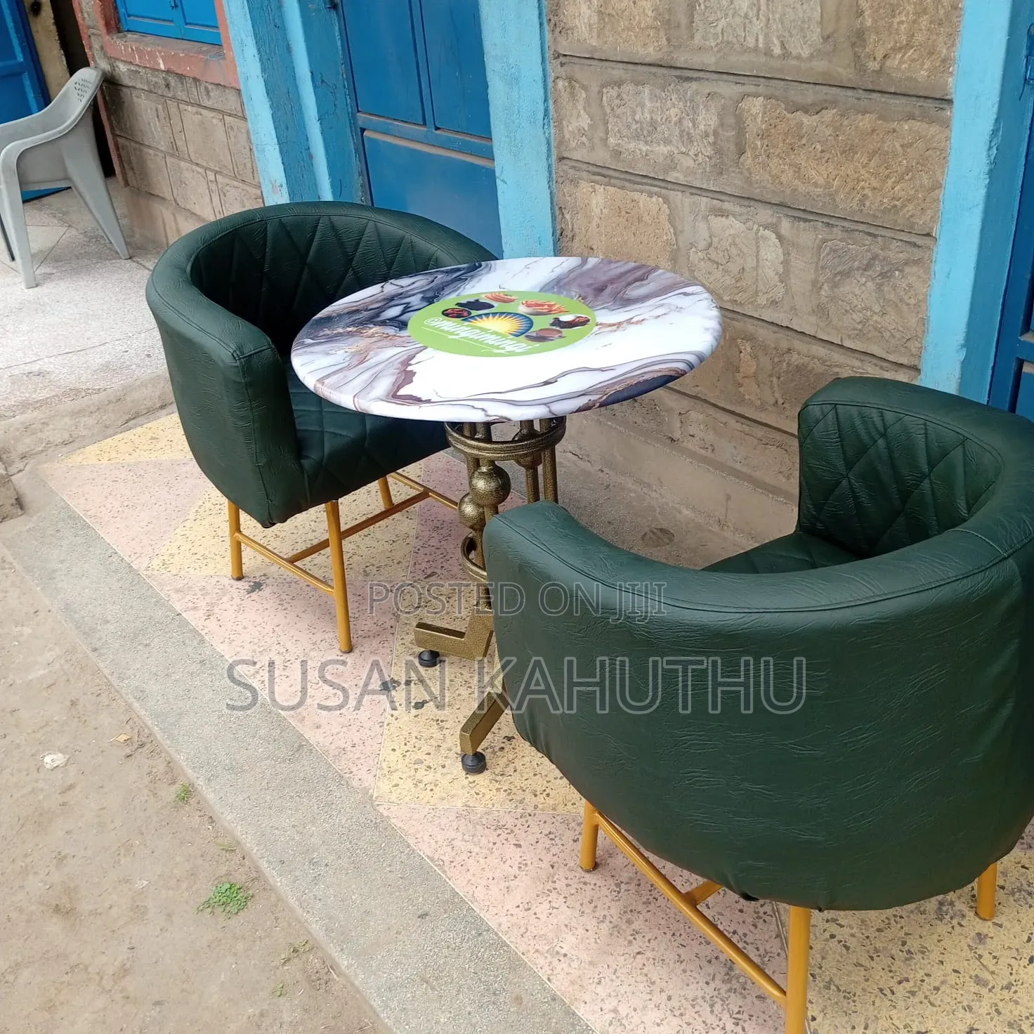 Picture-Perfect Executive Lounge Set