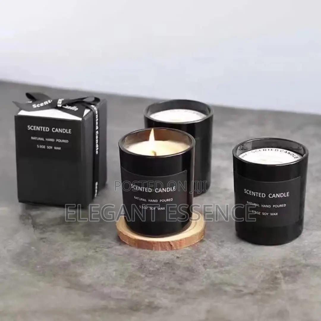 *Soy Wax Scented Candle in Glass Jar*