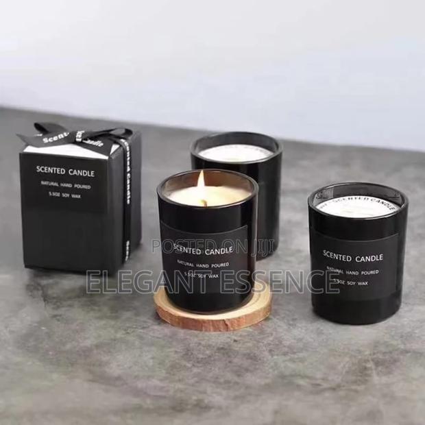 *Soy Wax Scented Candle in Glass Jar* - thumbnail 2