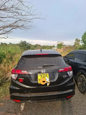 Honda Vezel 1.5 Hybrid 2WD 2017 Black