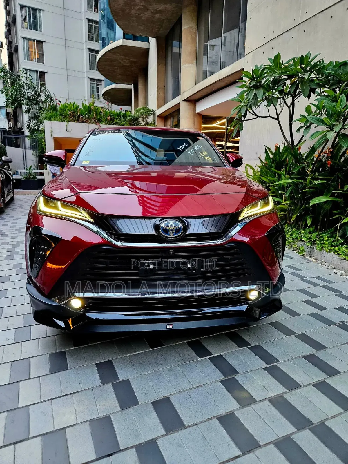 Toyota Harrier 2.5 Hybrid GR Sport 2020 Red