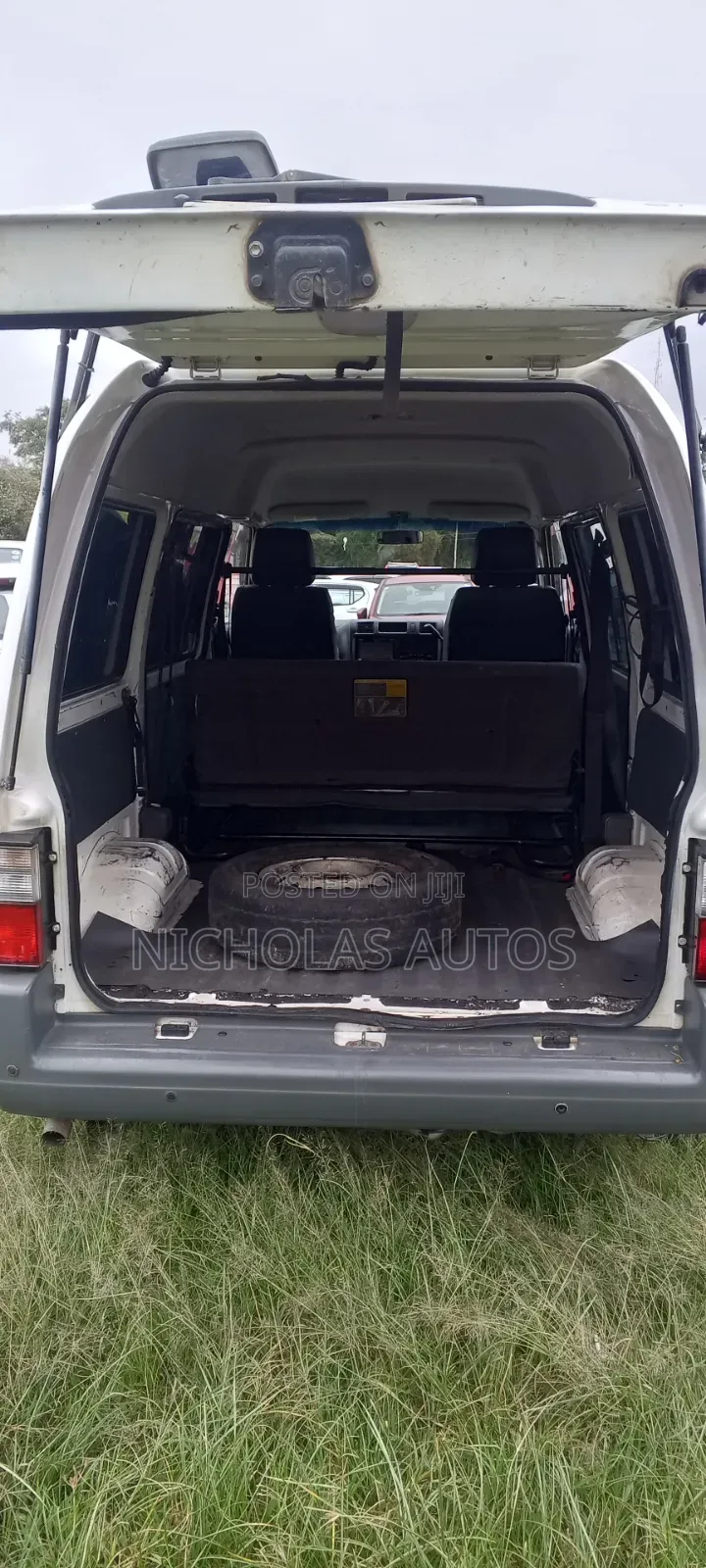 Mazda Bongo 2014 White