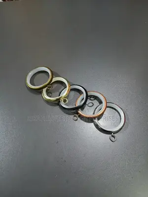 Quality Curtains Rod Rings With Plastic Holder