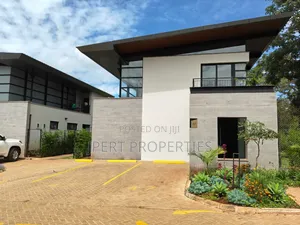 4bdrm Villa in Runda for rent
