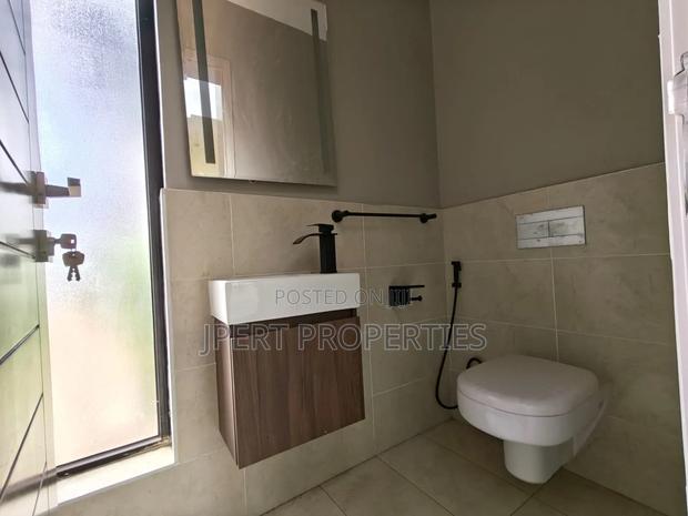 4bdrm Villa in Runda for rent - thumbnail 12