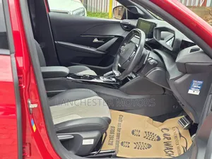 Peugeot 208 2020 Red