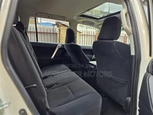 Toyota Land Cruiser Prado 2019 White