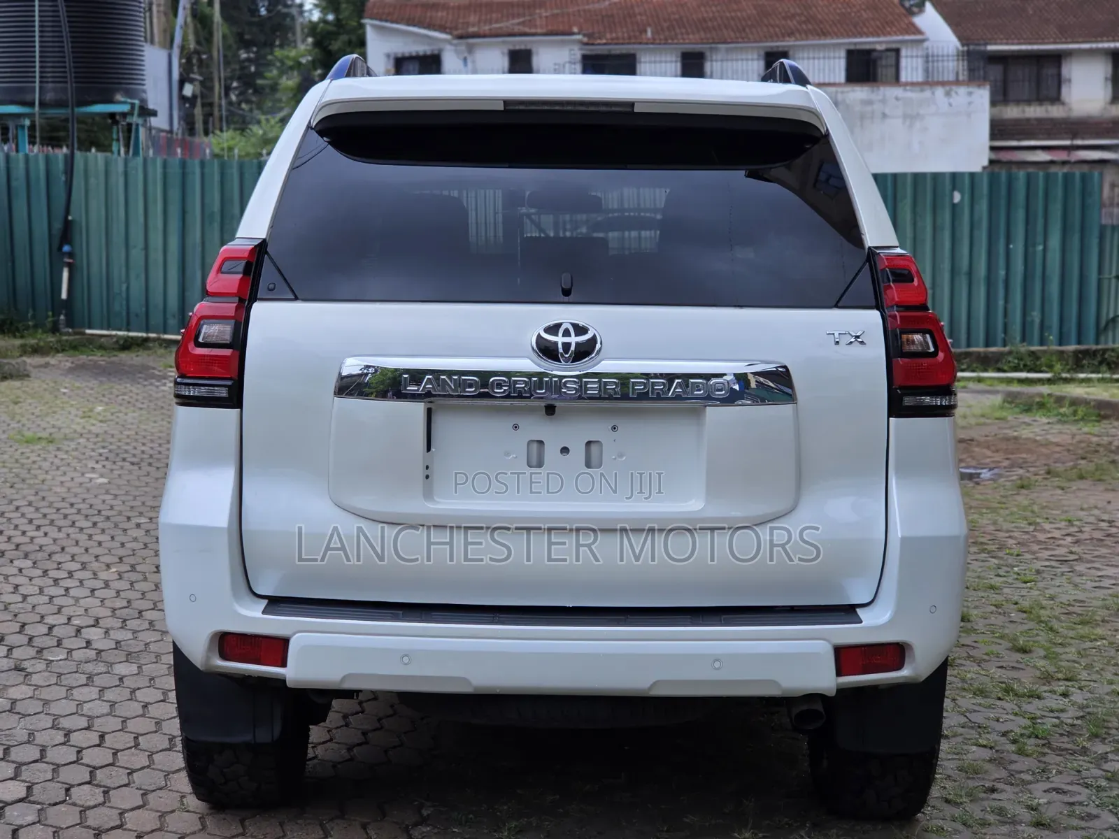 Toyota Land Cruiser Prado 2019 White